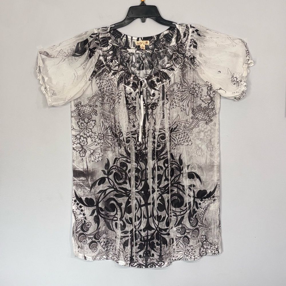 Unity World Wear Women’s Floral Sheer Blouse Swimwear Cover up Black White XL